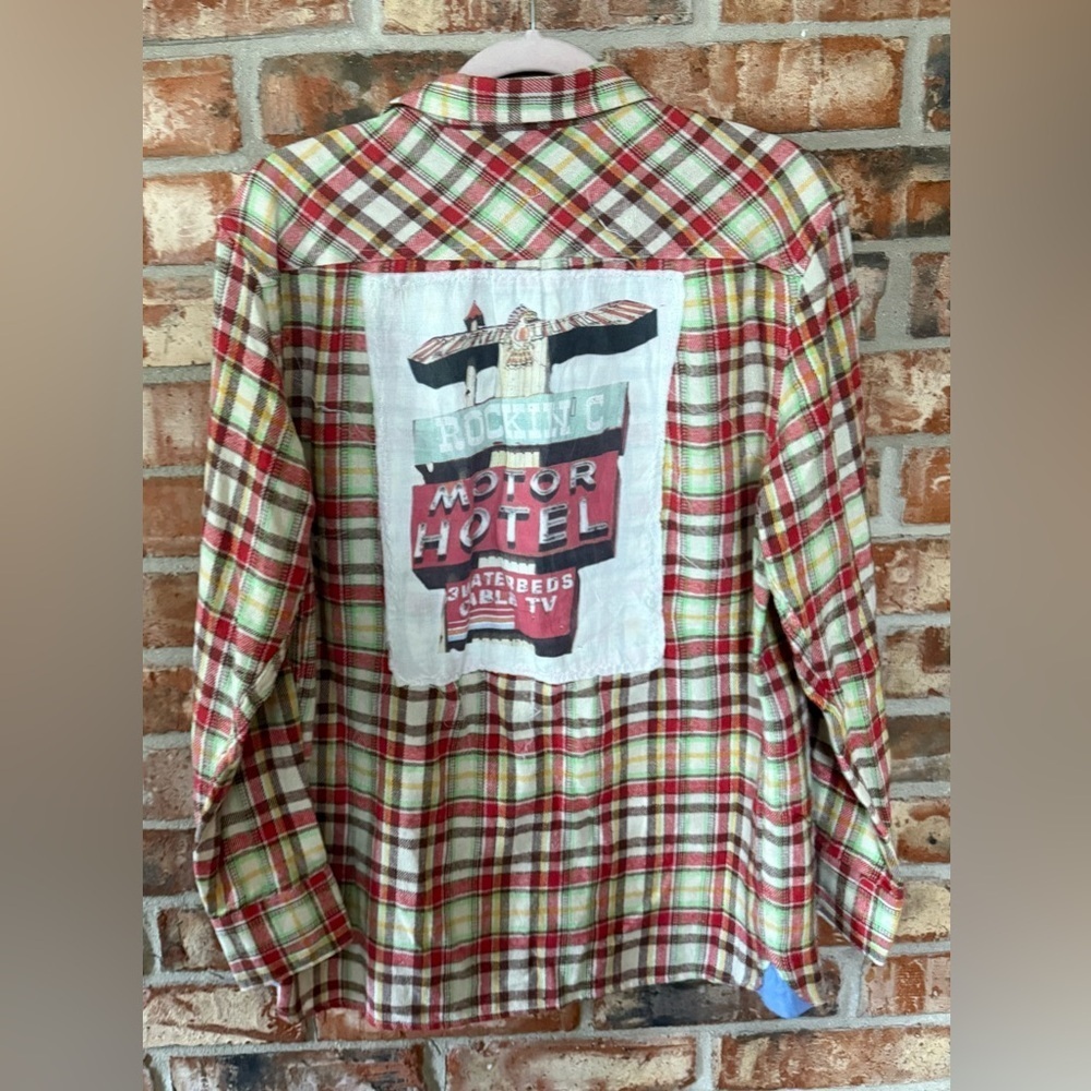 Bogari Multicolor Plaid Button-Down Shirt with back decal